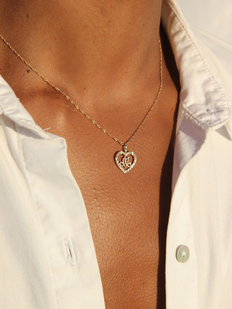 alliciante 14k gold initially in love letter heart pendant necklace