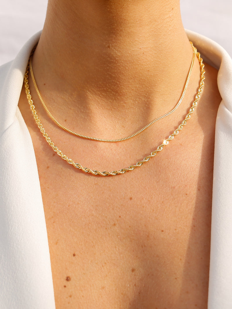 THE SMALL ROPE CHAIN