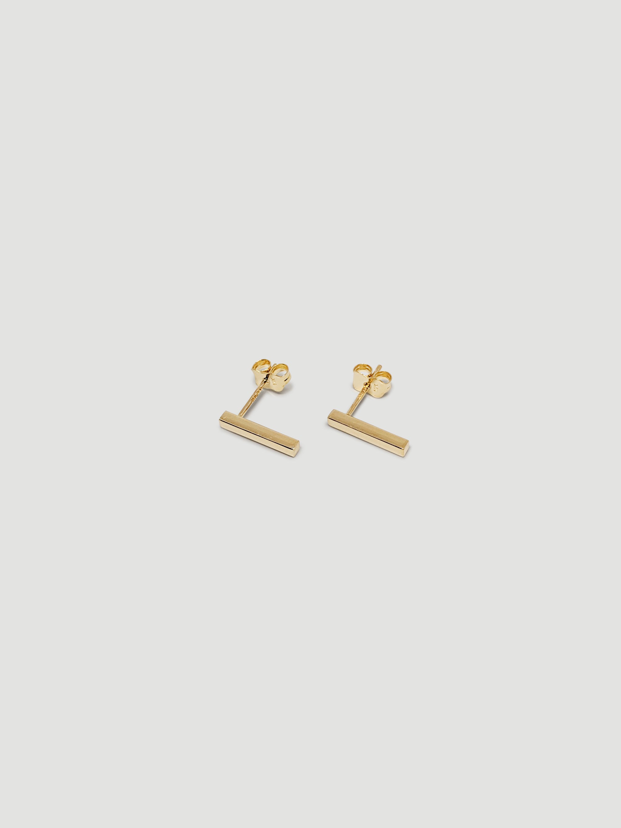 alliciante 14k gold bar studs earrings