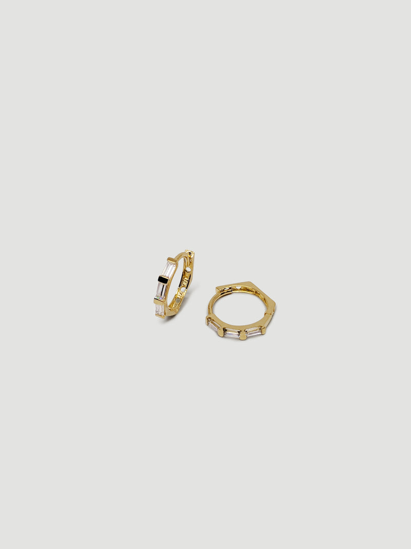 alliciante 14k gold cubic zirconia baguette huggies