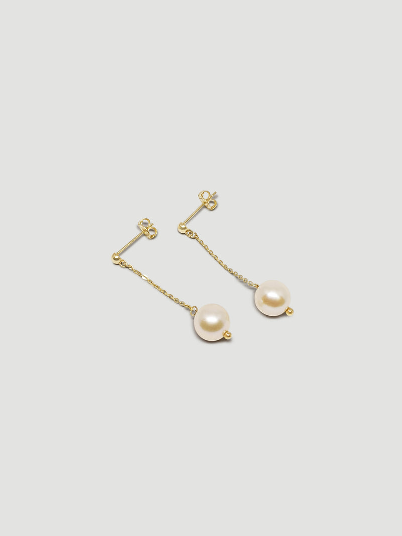 THE PEARL AND CHAIN DROP EARRINGS
