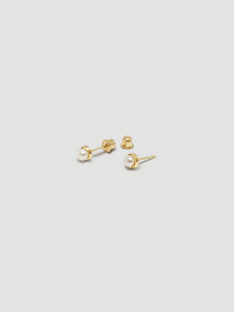 THE NESTED PEARL STUDS