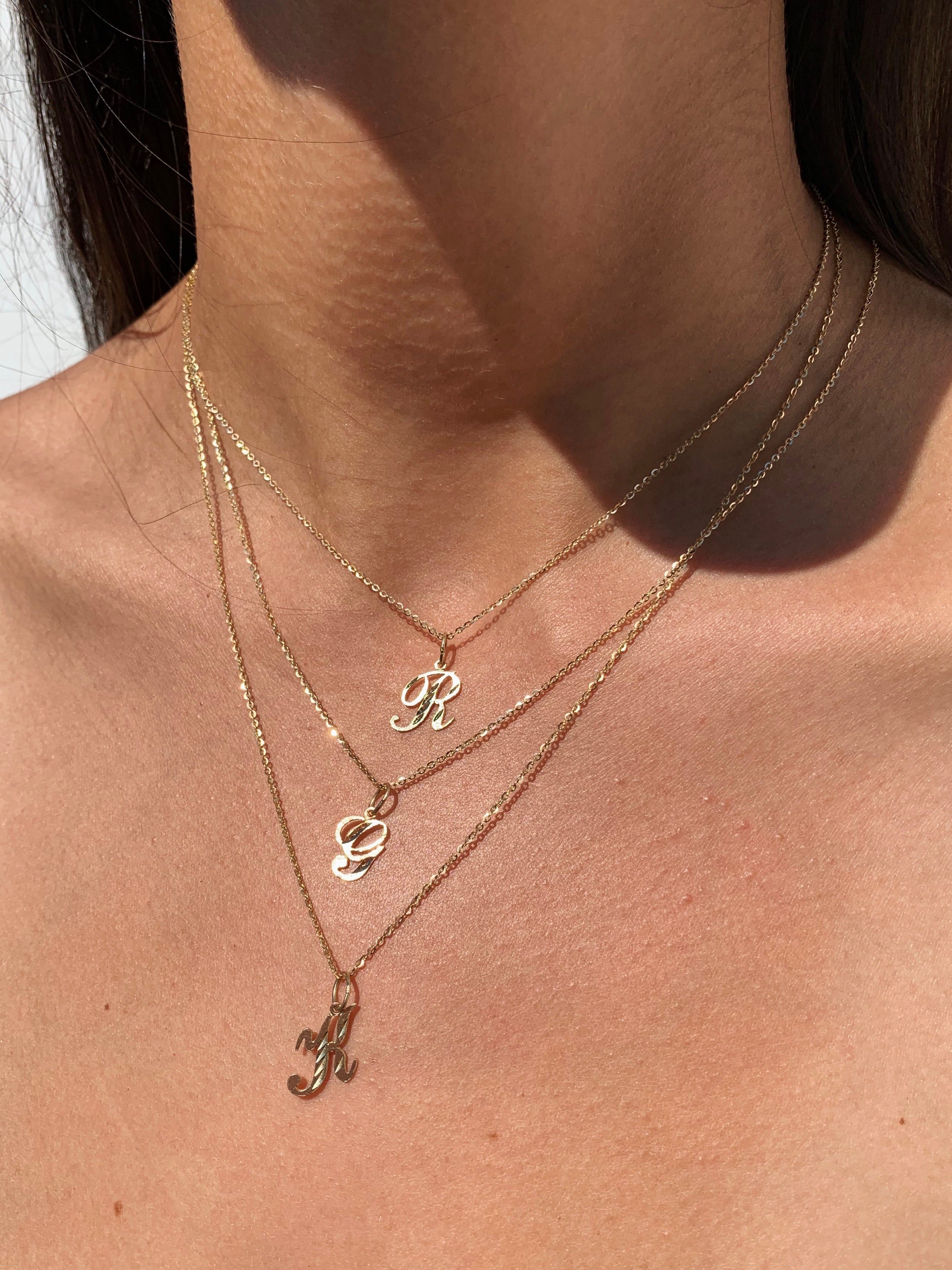 Rectangle Medallion Letter Necklace – Harper & Jewels