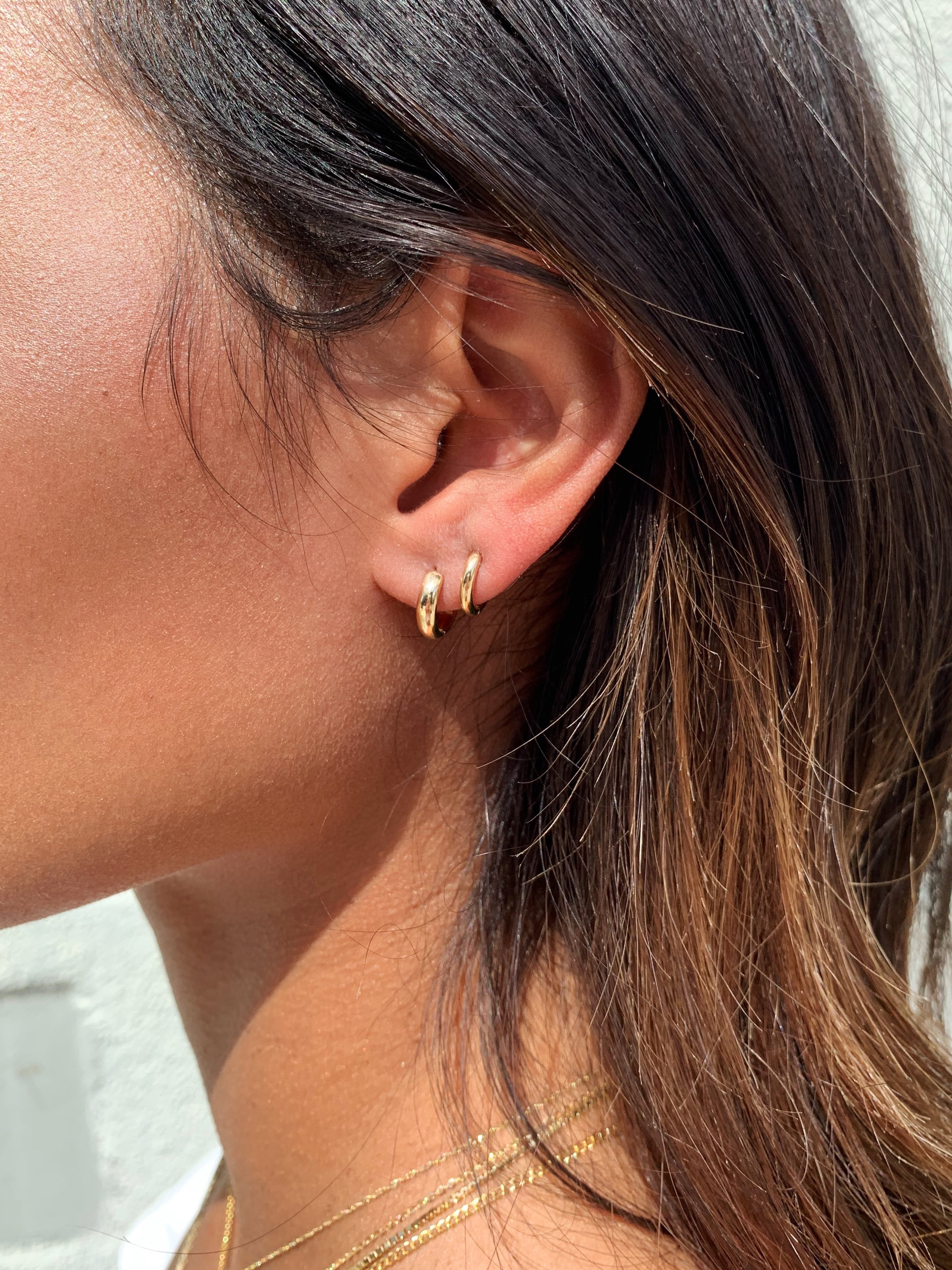 alliciante 14k gold small basic huggies earrings stack