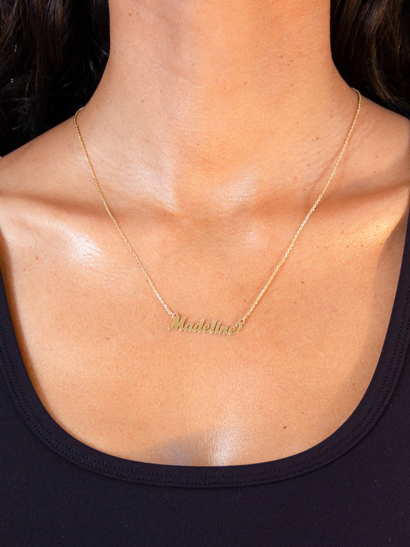 THE MINI NAME NECKLACE